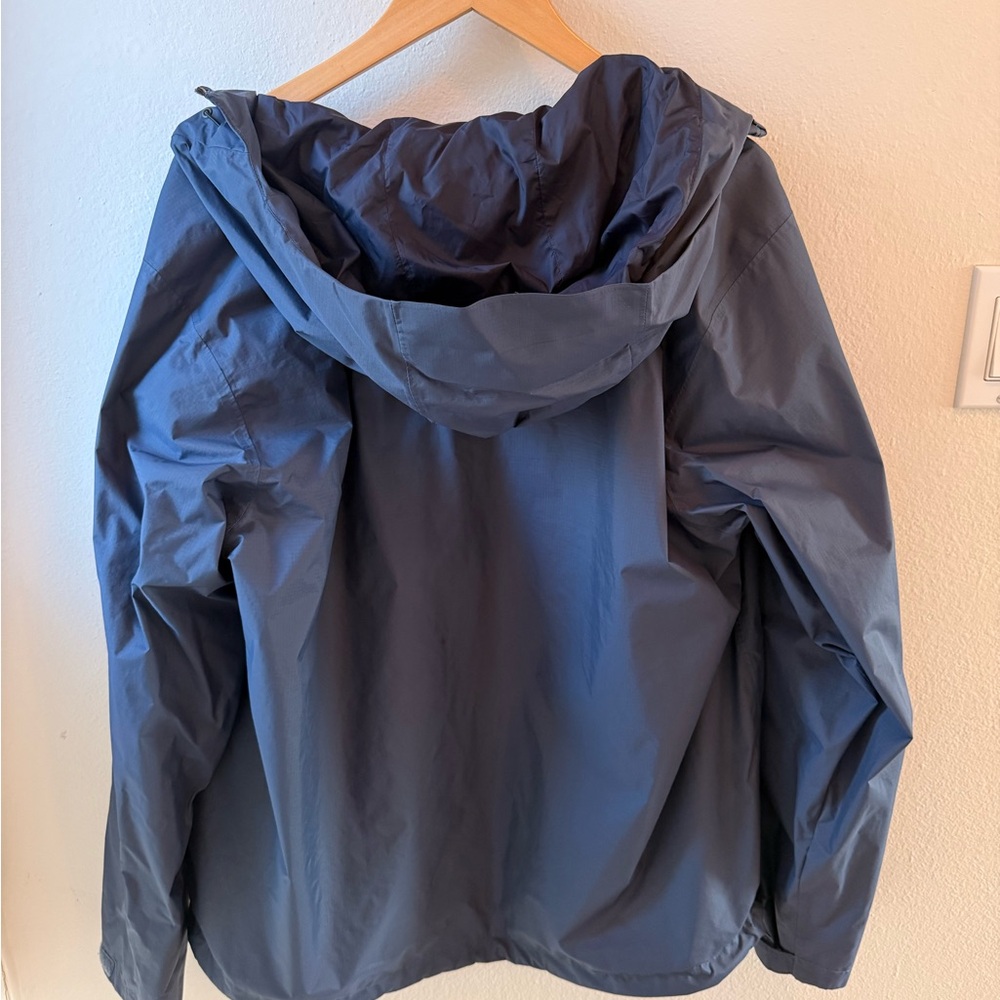 Mountain Hardware jacket - image 3